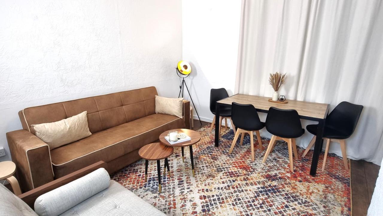 3 Bed Flat O2 Arena Dyson House Apartment London Bagian luar foto