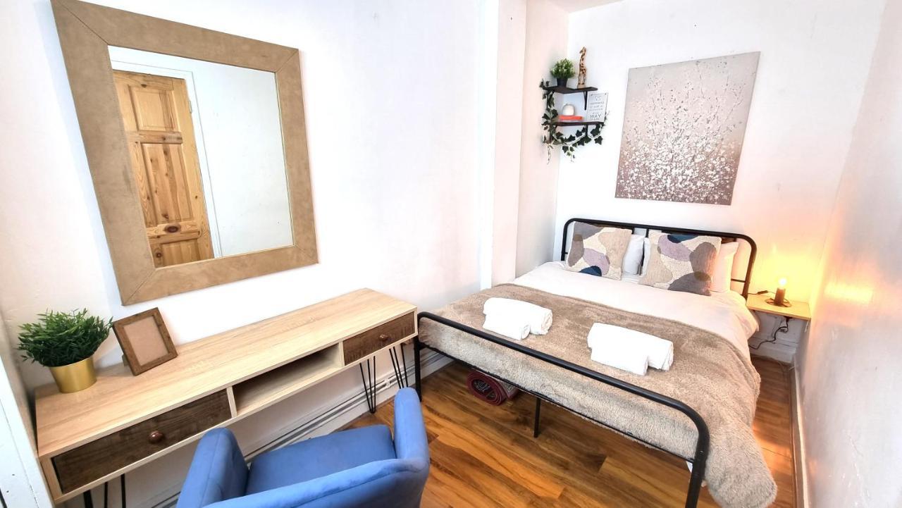 3 Bed Flat O2 Arena Dyson House Apartment London Bagian luar foto