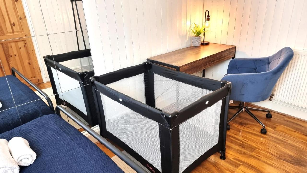 3 Bed Flat O2 Arena Dyson House Apartment London Bagian luar foto
